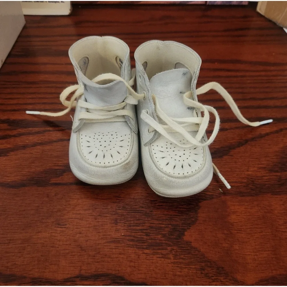 VTG Baby Deer Shoes Trimfoot Infant Creeper Shoes White Leather Size‎ 1 Orig Box